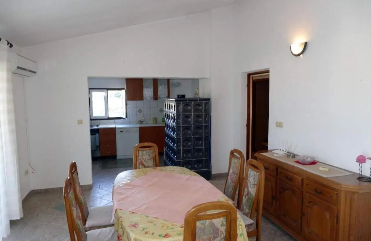 Apartments With A Parking Space Barbat, Rab - 23180 Rab Town