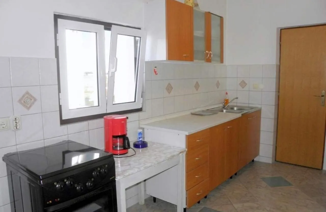 Apartments With A Parking Space Barbat, Rab - 23180 Rab Town